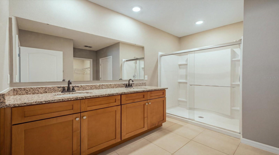 Davenport, Florida 33896, 4 Bedroom Bedrooms, ,2 Bathroombathrooms,Residential,For Sale,Tanglewood,0,Mfro6449911