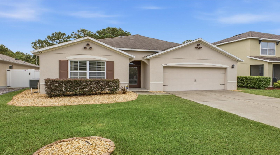 Davenport, Florida 33896, 4 Bedroom Bedrooms, ,2 Bathroombathrooms,Residential,For Sale,Tanglewood,0,Mfro6449911