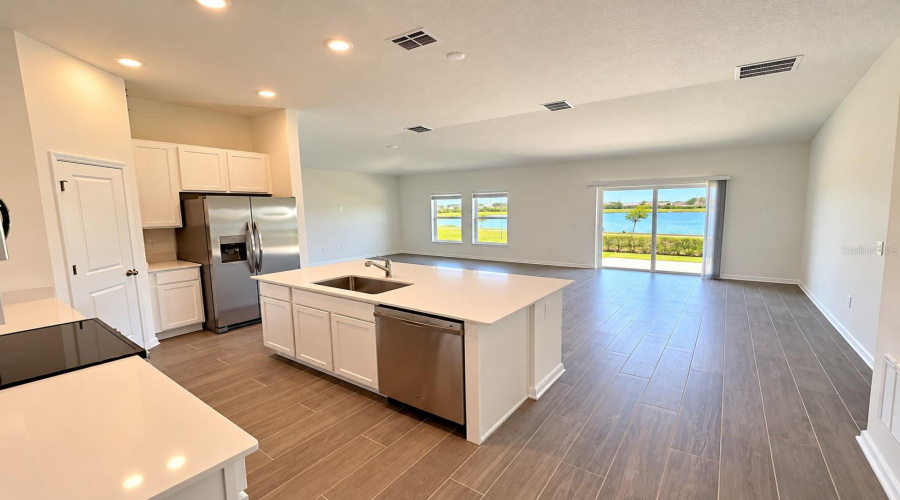 Kissimmee, Florida 34746, 3 Bedroom Bedrooms, ,2 Bathroombathrooms,Residential,For Sale,Worchester,0,Mfrs5158319