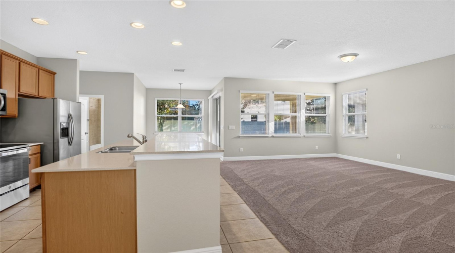 Orlando, Florida 32836, 4 Bedroom Bedrooms, ,3 Bathroombathrooms,Residential,For Sale,Wakeworth,0,Mfro6450198