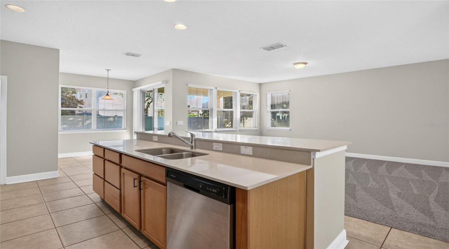 Orlando, Florida 32836, 4 Bedroom Bedrooms, ,3 Bathroombathrooms,Residential,For Sale,Wakeworth,0,Mfro6450198
