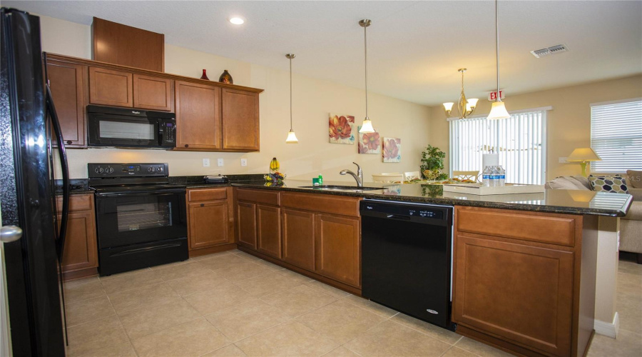 Kissimmee, Florida 34746, 4 Bedroom Bedrooms, ,3 Bathroombathrooms,Residential,For Sale,Killarney,0,Mfro6448761