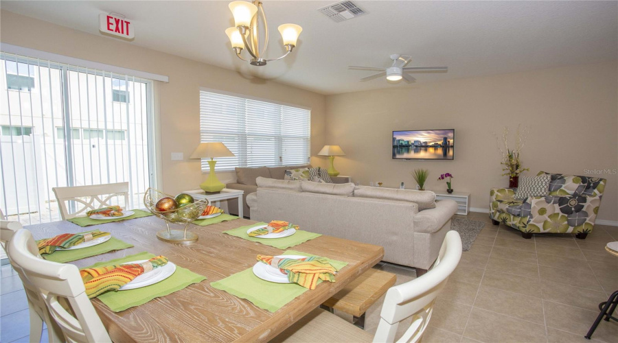 Kissimmee, Florida 34746, 4 Bedroom Bedrooms, ,3 Bathroombathrooms,Residential,For Sale,Killarney,0,Mfro6448761