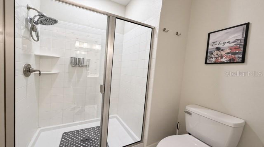 Kissimmee, Florida 34746, 5 Bedroom Bedrooms, ,4 Bathroombathrooms,Residential,For Sale,Love Storey,0,Mfrs5159630