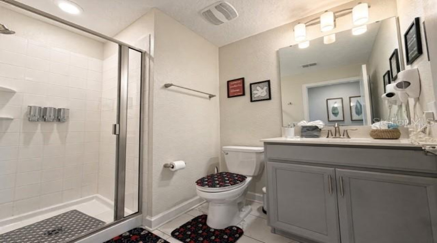 Kissimmee, Florida 34746, 5 Bedroom Bedrooms, ,4 Bathroombathrooms,Residential,For Sale,Love Storey,0,Mfrs5159630