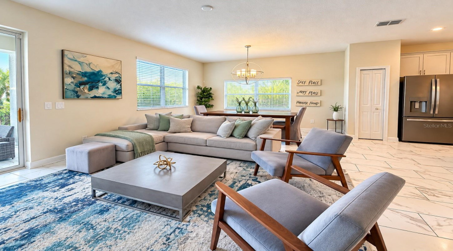 Kissimmee, Florida 34746, 5 Bedroom Bedrooms, ,4 Bathroombathrooms,Residential,For Sale,Love Storey,0,Mfrs5159630