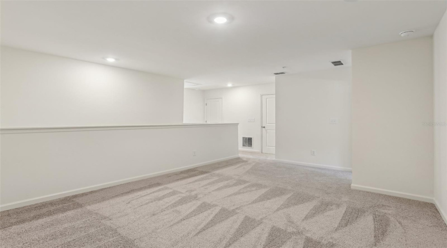 Kissimmee, Florida 34746, 3 Bedroom Bedrooms, ,2 Bathroombathrooms,Residential,For Sale,Broadwing,0,Mfrtb8538747