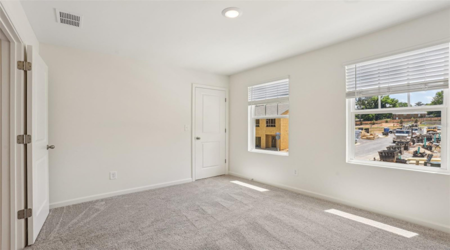 Kissimmee, Florida 34746, 3 Bedroom Bedrooms, ,2 Bathroombathrooms,Residential,For Sale,Broadwing,0,Mfrtb8538747
