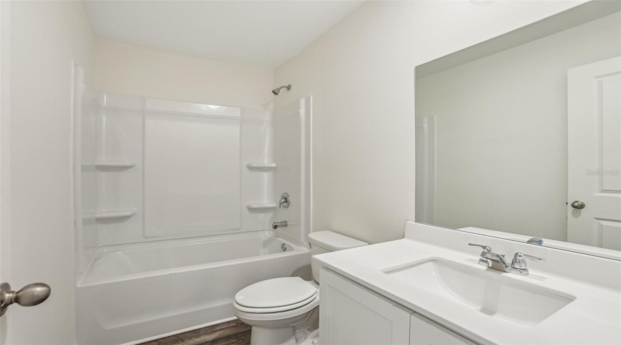 Kissimmee, Florida 34746, 3 Bedroom Bedrooms, ,2 Bathroombathrooms,Residential,For Sale,Broadwing,0,Mfrtb8538747