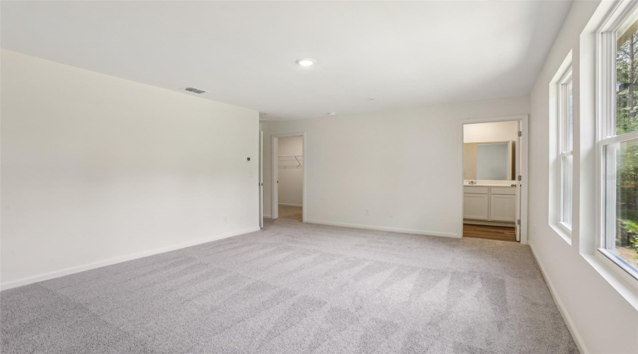 Kissimmee, Florida 34746, 3 Bedroom Bedrooms, ,2 Bathroombathrooms,Residential,For Sale,Broadwing,0,Mfrtb8538747