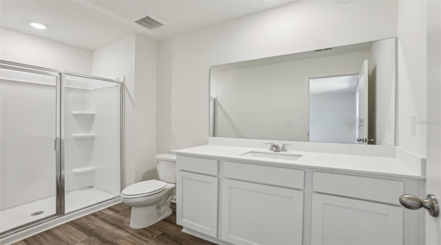 Kissimmee, Florida 34746, 3 Bedroom Bedrooms, ,2 Bathroombathrooms,Residential,For Sale,Broadwing,0,Mfrtb8538747