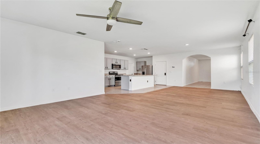 Davenport, Florida 33837, 5 Bedroom Bedrooms, ,3 Bathroombathrooms,Residential,For Sale,Brooklet,0,Mfrg5119042