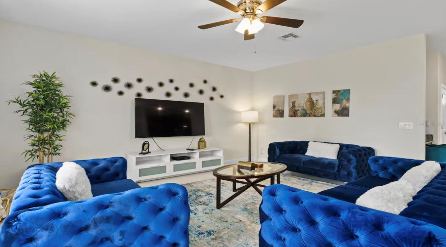 Kissimmee, Florida 34746, 6 Bedroom Bedrooms, ,5 Bathroombathrooms,Residential,For Sale,Sleepy Hollow,0,Mfro6364597