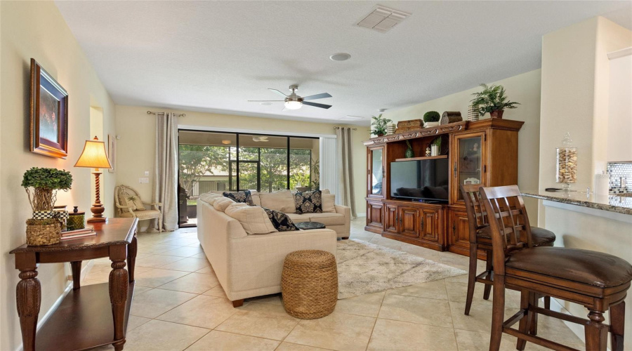 Davenport, Florida 33896, 4 Bedroom Bedrooms, ,3 Bathroombathrooms,Residential,For Sale,Gleneagles,0,Mfrs5159578