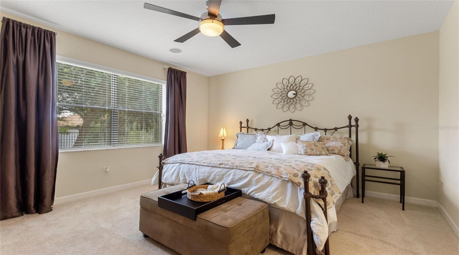 Davenport, Florida 33896, 4 Bedroom Bedrooms, ,3 Bathroombathrooms,Residential,For Sale,Gleneagles,0,Mfrs5159578