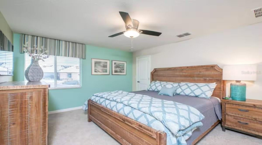 Kissimmee, Florida 34746, 5 Bedroom Bedrooms, ,4 Bathroombathrooms,Residential,For Sale,Clock Tower,0,Mfro6449471