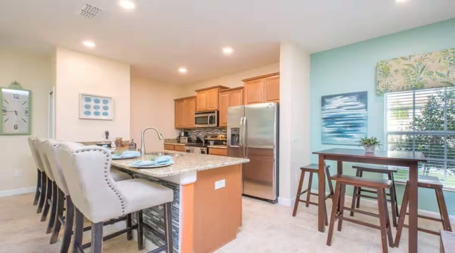 Kissimmee, Florida 34746, 5 Bedroom Bedrooms, ,4 Bathroombathrooms,Residential,For Sale,Clock Tower,0,Mfro6449471