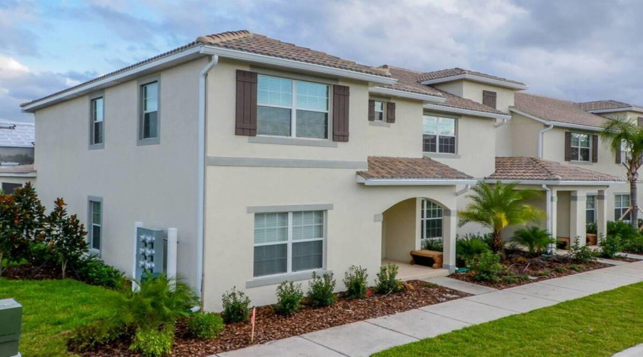Kissimmee, Florida 34746, 5 Bedroom Bedrooms, ,4 Bathroombathrooms,Residential,For Sale,Clock Tower,0,Mfro6449471