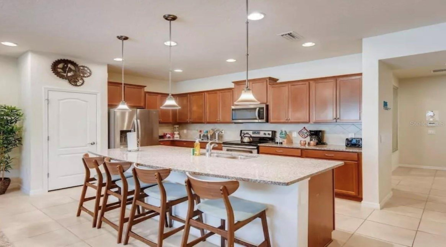 Kitchen With Breakfast Bar