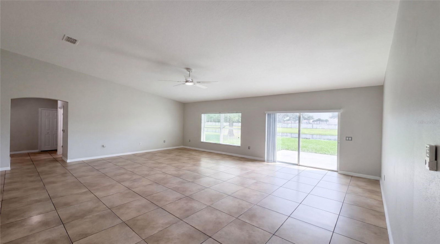 Kissimmee, Florida 34746, 4 Bedroom Bedrooms, ,2 Bathroombathrooms,Residential,For Sale,Yacht Club,0,Mfro6438381