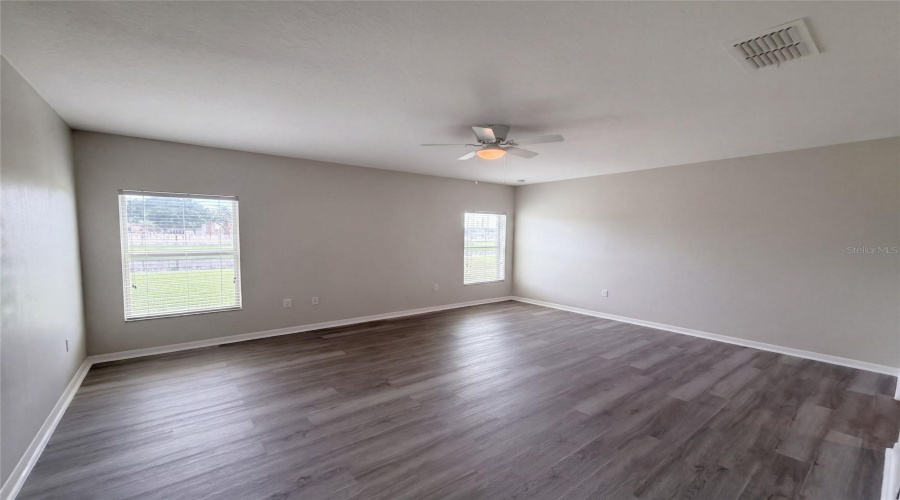 Kissimmee, Florida 34746, 4 Bedroom Bedrooms, ,2 Bathroombathrooms,Residential,For Sale,Yacht Club,0,Mfro6438381