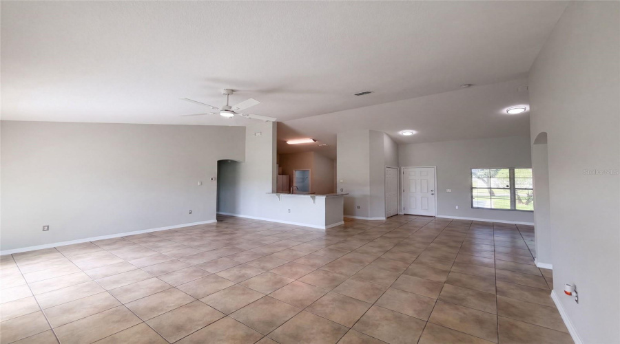 Kissimmee, Florida 34746, 4 Bedroom Bedrooms, ,2 Bathroombathrooms,Residential,For Sale,Yacht Club,0,Mfro6438381