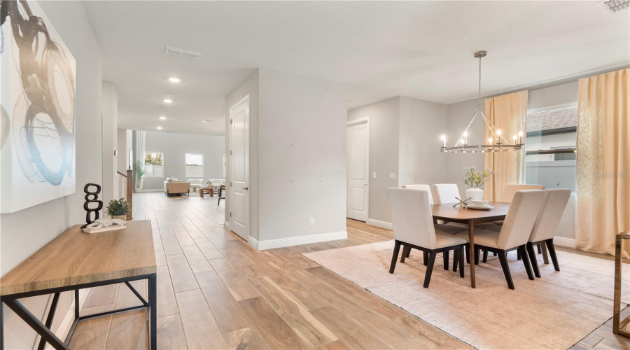 Hallway / Dining Room