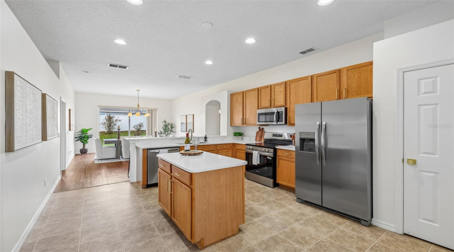 Davenport, Florida 33897, 3 Bedroom Bedrooms, ,2 Bathroombathrooms,Residential,For Sale,Grantham,0,Mfrtb8558343