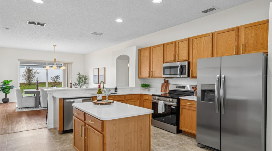 Davenport, Florida 33897, 3 Bedroom Bedrooms, ,2 Bathroombathrooms,Residential,For Sale,Grantham,0,Mfrtb8558343