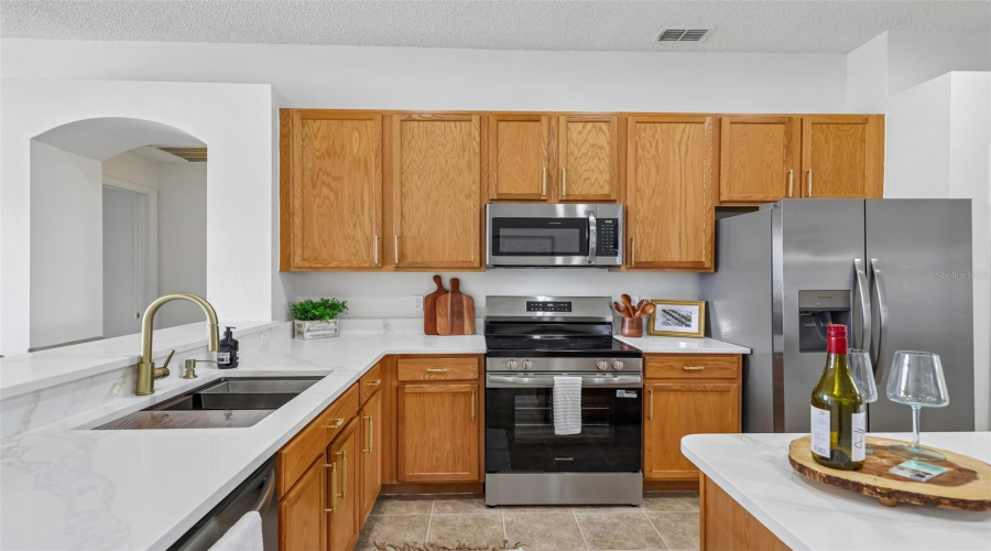 Davenport, Florida 33897, 3 Bedroom Bedrooms, ,2 Bathroombathrooms,Residential,For Sale,Grantham,0,Mfrtb8558343