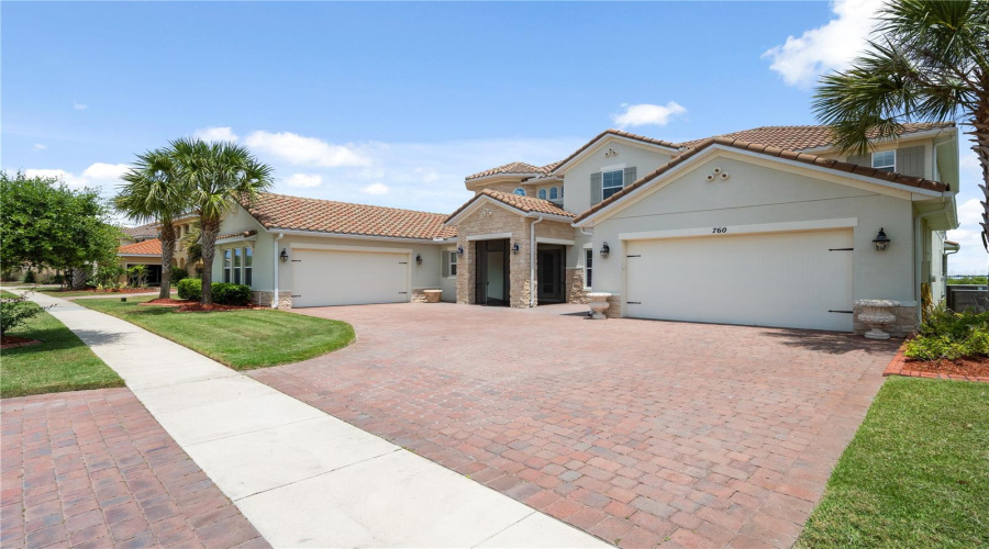 Kissimmee, Florida 34746, 5 Bedroom Bedrooms, ,5 Bathroombathrooms,Residential,For Sale,Windlass,0,Mfro6407891
