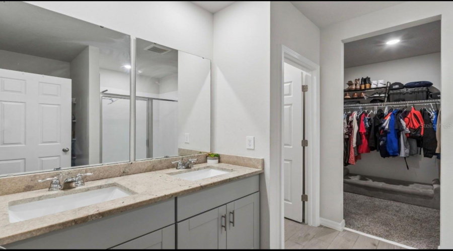 Davenport, Florida 33896, 4 Bedroom Bedrooms, ,2 Bathroombathrooms,Residential,For Sale,Vista Villages,0,Mfrs5155852