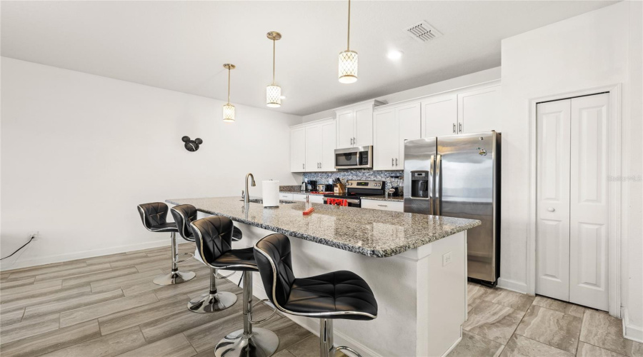 Kissimmee, Florida 34746, 4 Bedroom Bedrooms, ,3 Bathroombathrooms,Residential,For Sale,Gatsby,0,Mfro6443545