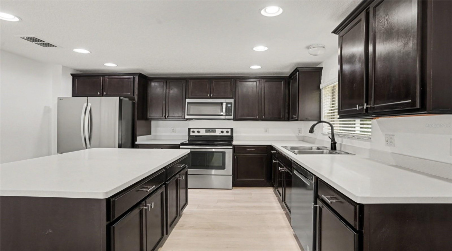 Kissimmee, Florida 34746, 4 Bedroom Bedrooms, ,2 Bathroombathrooms,Residential,For Sale,Nature,0,Mfro6439910