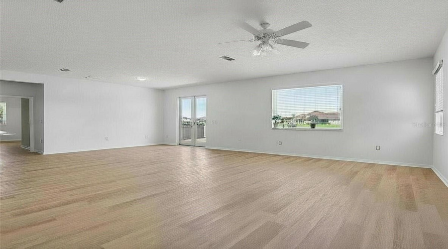 Kissimmee, Florida 34746, 4 Bedroom Bedrooms, ,2 Bathroombathrooms,Residential,For Sale,Angler Ave,0,Mfro6437838