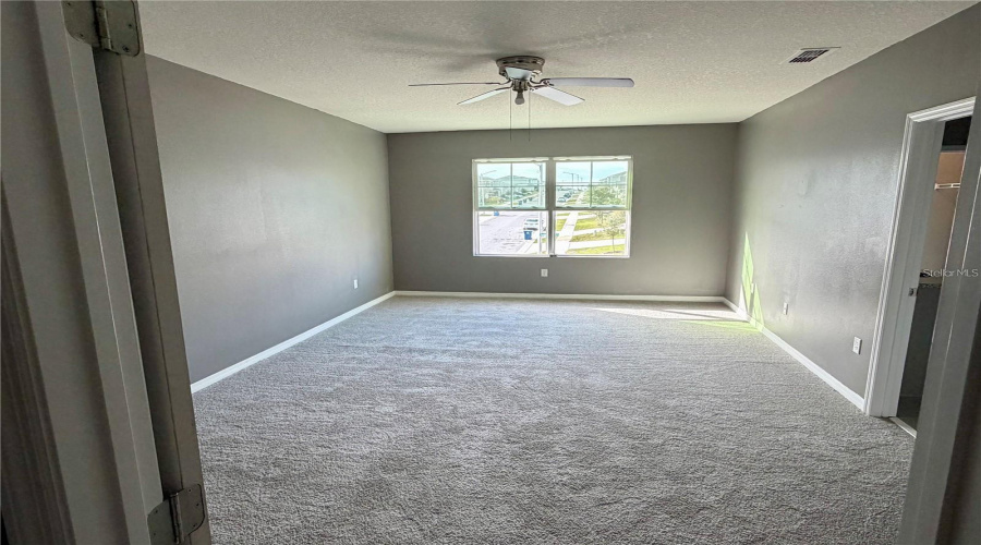 Davenport, Florida 33837, 5 Bedroom Bedrooms, ,3 Bathroombathrooms,Residential,For Sale,Sugarwood,0,Mfrr4912166
