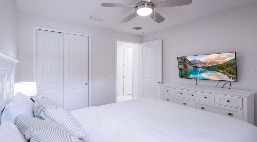 Kissimmee, Florida 34747, 5 Bedroom Bedrooms, ,4 Bathroombathrooms,Residential,For Sale,Westland,0,Mfro6450445