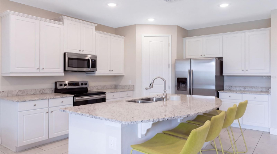 Kissimmee, Florida 34747, 5 Bedroom Bedrooms, ,4 Bathroombathrooms,Residential,For Sale,Westland,0,Mfro6450445