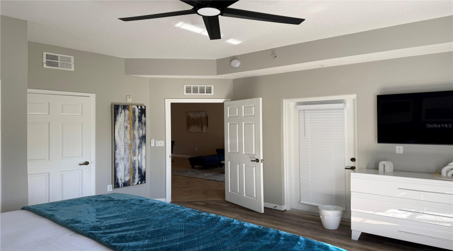 Orlando, Florida 32821, 3 Bedroom Bedrooms, ,3 Bathroombathrooms,Residential,For Sale,Worldquest,0,Mfro6375543