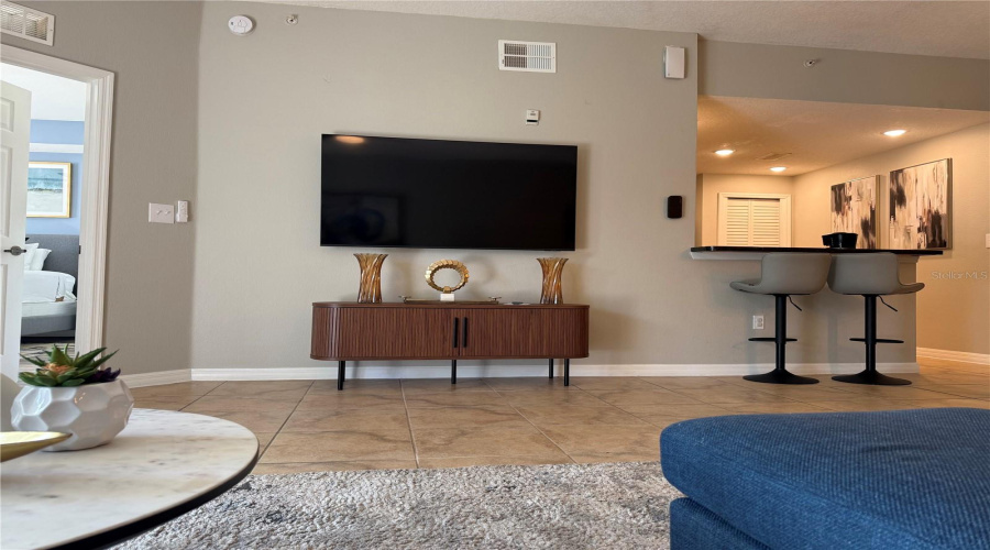 Orlando, Florida 32821, 3 Bedroom Bedrooms, ,3 Bathroombathrooms,Residential,For Sale,Worldquest,0,Mfro6375543