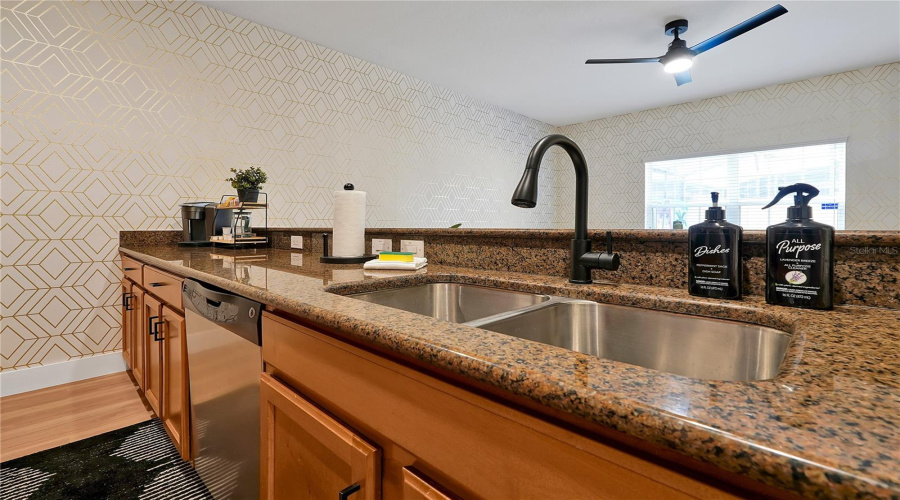 Kissimmee, Florida 34747, 4 Bedroom Bedrooms, ,3 Bathroombathrooms,Residential,For Sale,Coco Palm,0,Mfro6448994