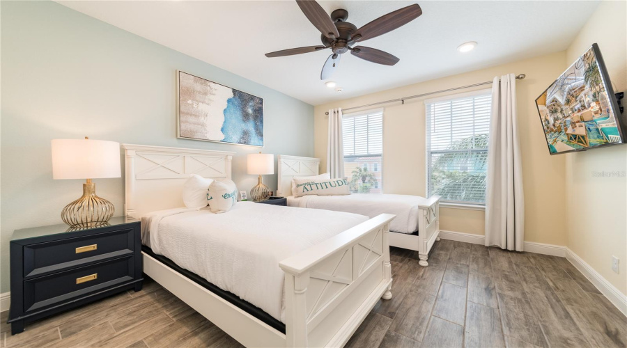 Kissimmee, Florida 34747, 5 Bedroom Bedrooms, ,5 Bathroombathrooms,Residential,For Sale,Surf,0,Mfrs5159643