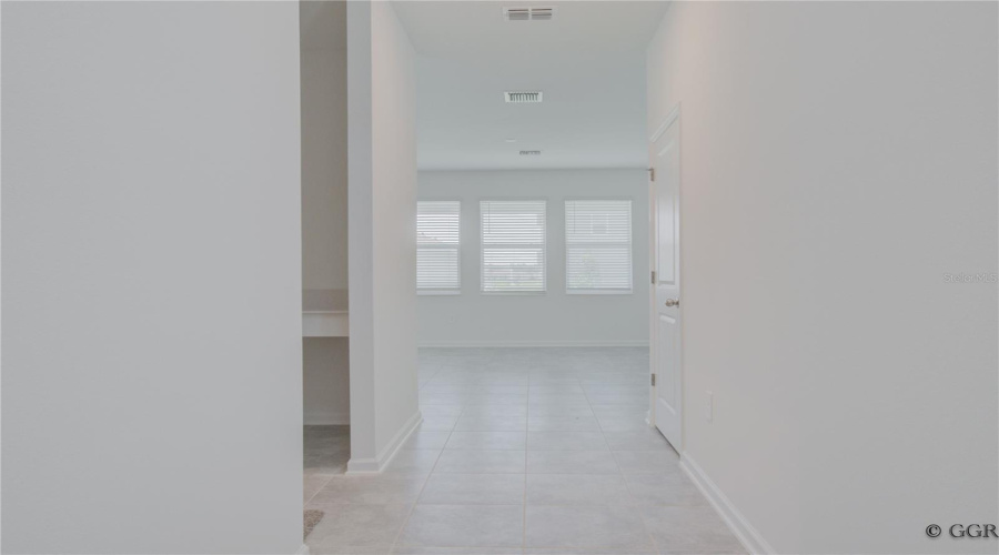 Kissimmee, Florida 34746, 4 Bedroom Bedrooms, ,2 Bathroombathrooms,Residential,For Sale,Rock Maple,0,Mfrs5147167