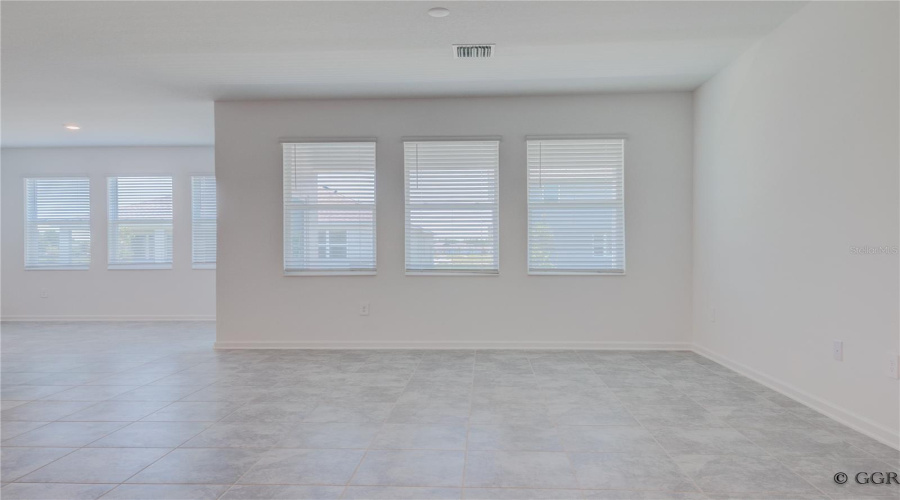 Kissimmee, Florida 34746, 4 Bedroom Bedrooms, ,2 Bathroombathrooms,Residential,For Sale,Rock Maple,0,Mfrs5147167