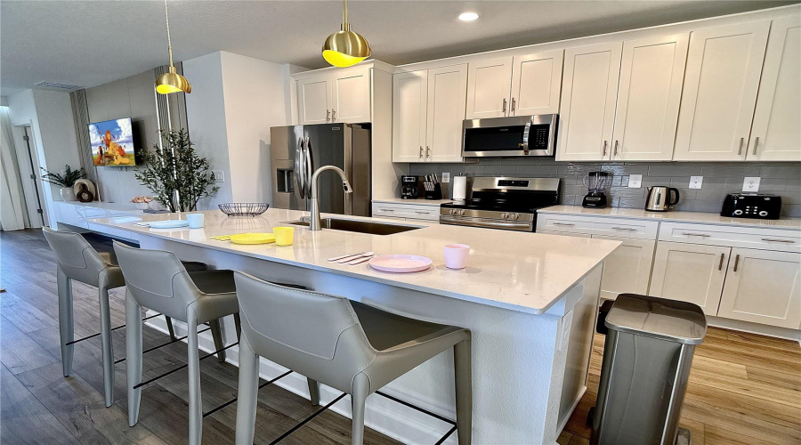 Kissimmee, Florida 34747, 5 Bedroom Bedrooms, ,2 Bathroombathrooms,Residential,For Sale,Marlow,0,Mfrs5159507
