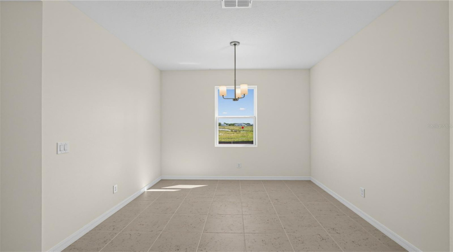 Kissimmee, Florida 34746, 3 Bedroom Bedrooms, ,2 Bathroombathrooms,Residential,For Sale,Broadwing,0,Mfrtb8558786