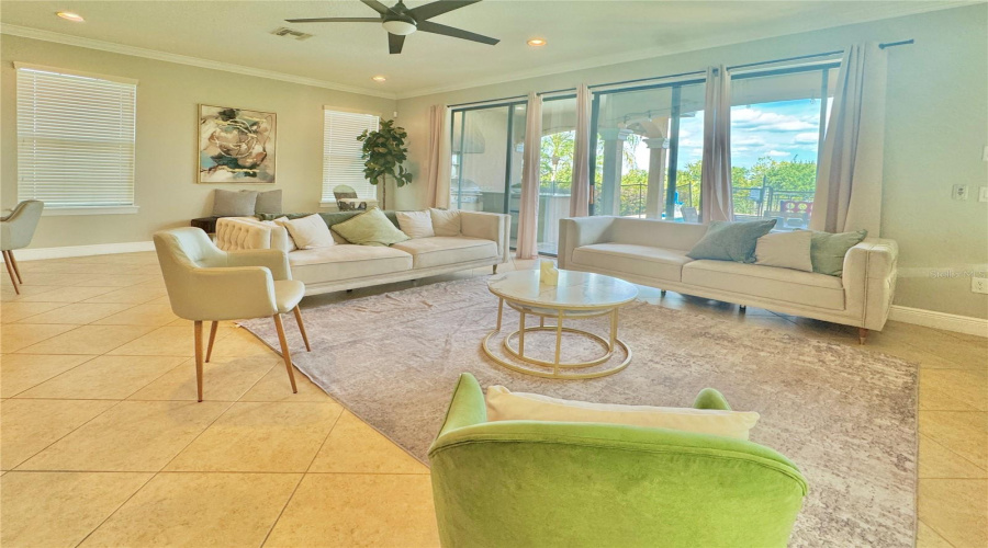 Kissimmee, Florida 34747, 5 Bedroom Bedrooms, ,5 Bathroombathrooms,Residential,For Sale,Golden Bear,0,Mfro6450416