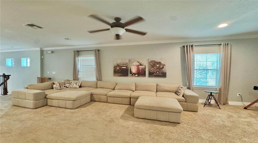 Kissimmee, Florida 34747, 5 Bedroom Bedrooms, ,5 Bathroombathrooms,Residential,For Sale,Golden Bear,0,Mfro6450416