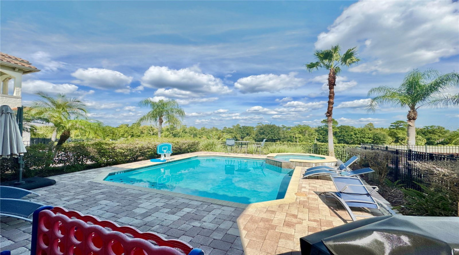 Kissimmee, Florida 34747, 5 Bedroom Bedrooms, ,5 Bathroombathrooms,Residential,For Sale,Golden Bear,0,Mfro6450416