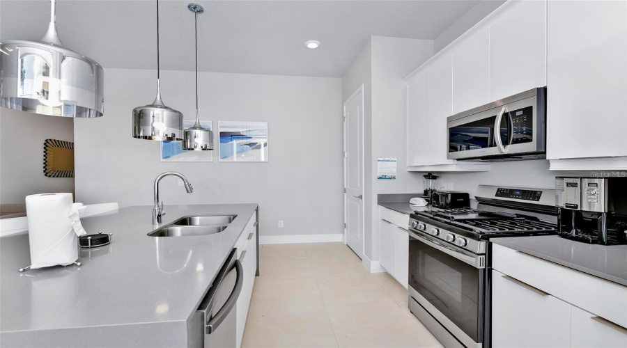 Reunion, Florida 34747, 3 Bedroom Bedrooms, ,3 Bathroombathrooms,Residential,For Sale,Sandy Ridge,0,Mfro6450493